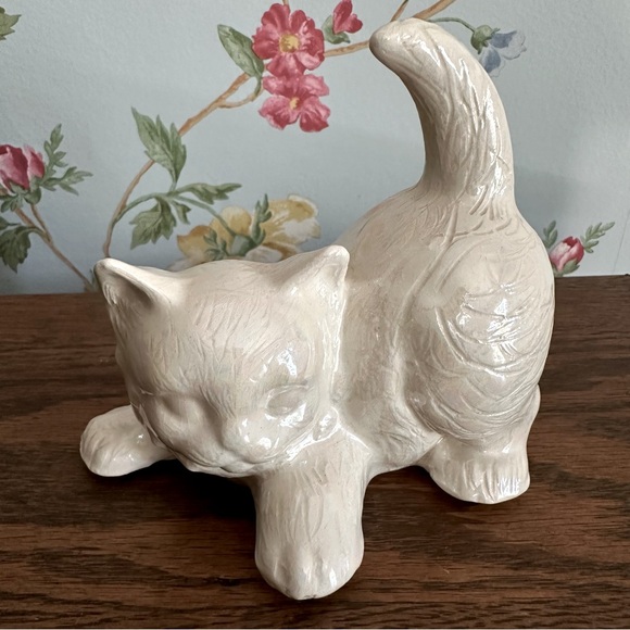 Vintage Other - Vintage Cat Figurine